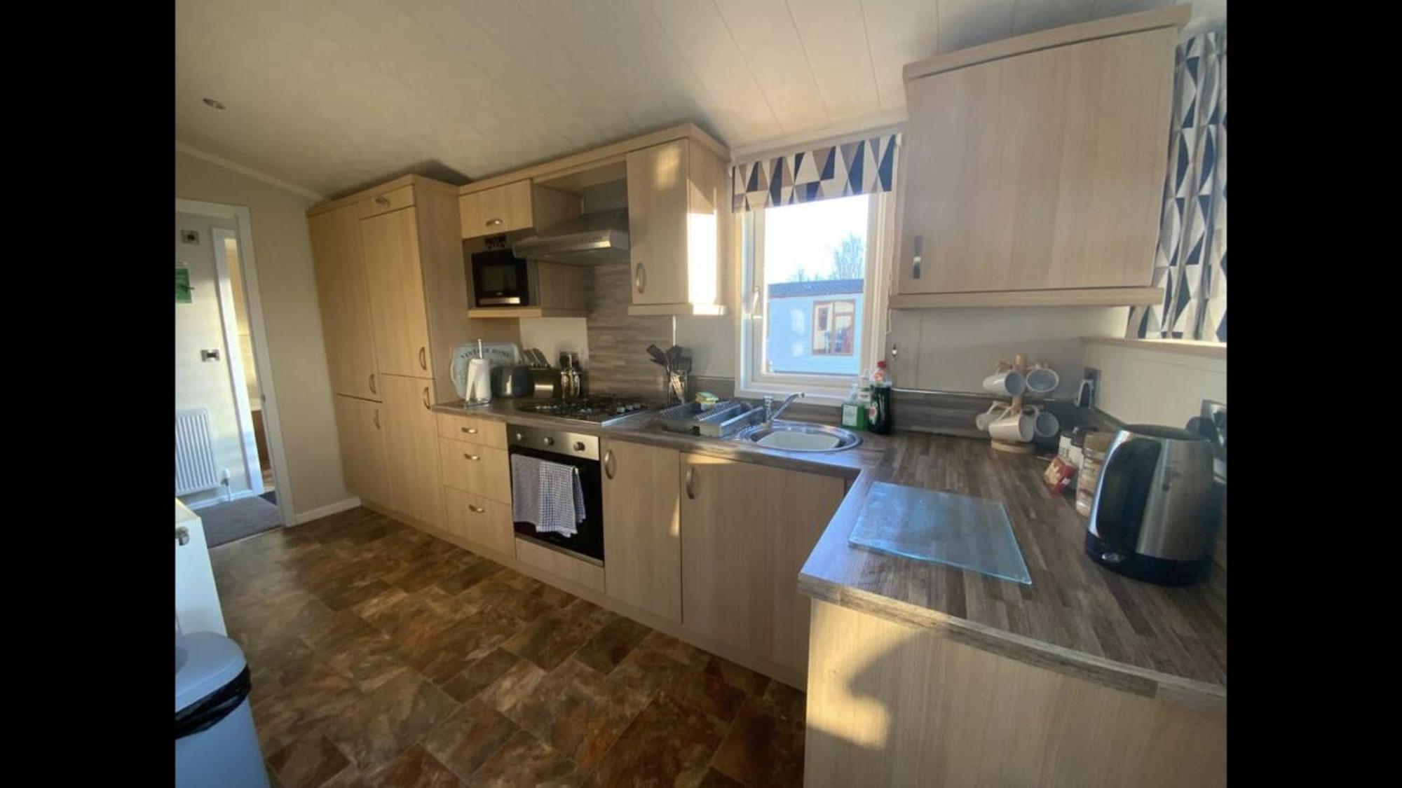 Bumblebee Lodge Tydd St. Giles Exterior photo